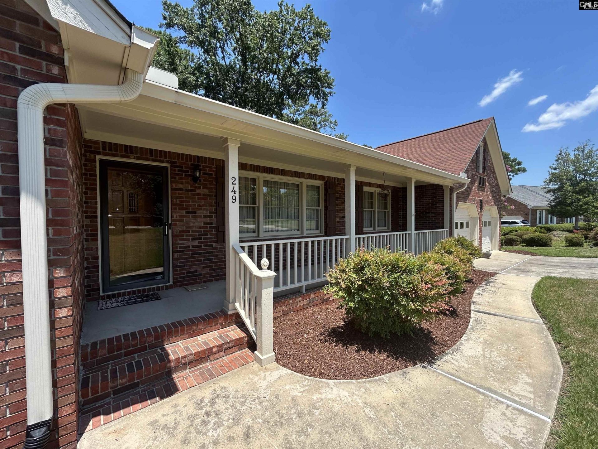 249 Tudor Road  Photo 4