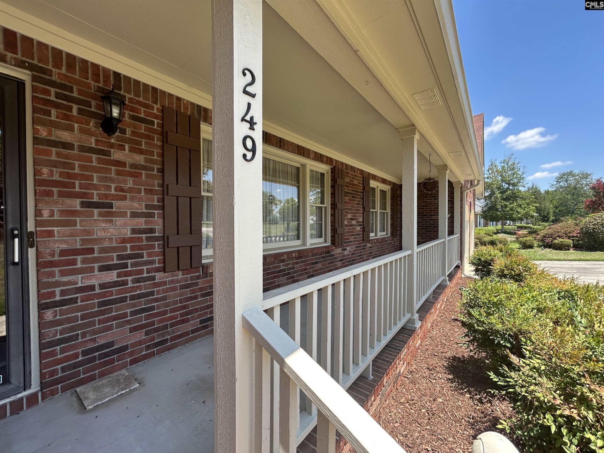 249 Tudor Road  Photo 5