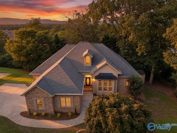 265 Hidden Oaks Drive, Oxford, AL 36203