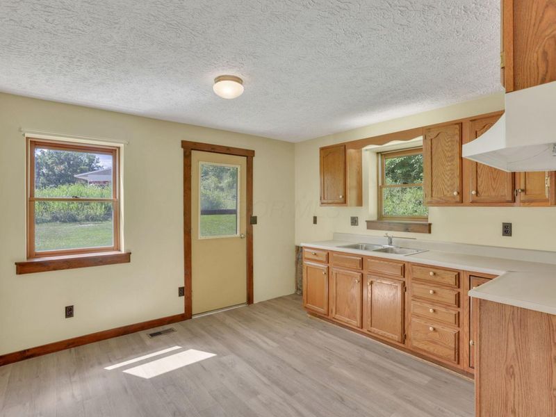 1392 4th Street, Logan, OH 43138 Photo 12