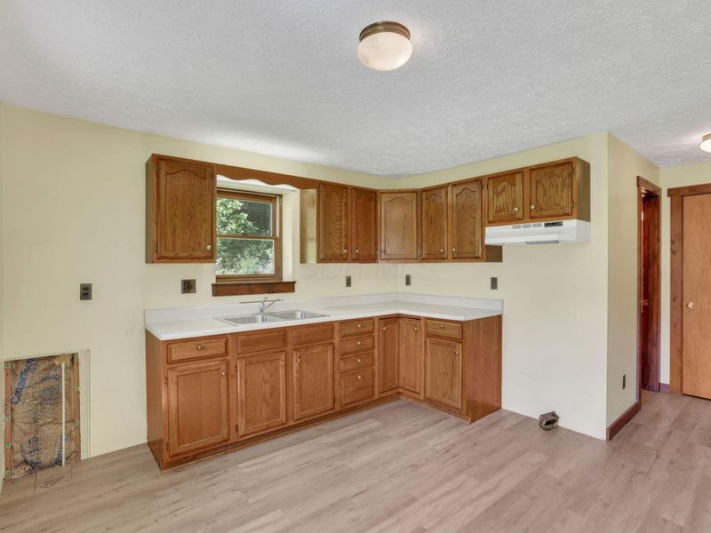 1392 4th Street, Logan, OH 43138 Photo 13