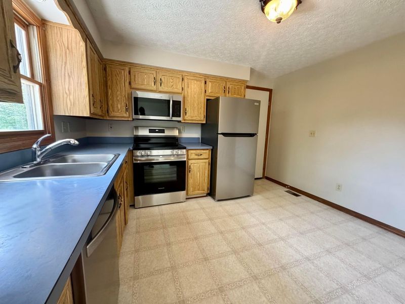 5275 Harlem Road, Galena, OH 43021 Photo 4