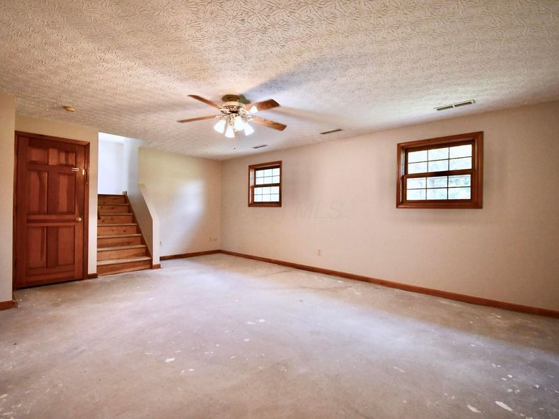 5275 Harlem Road, Galena, OH 43021 Photo 8