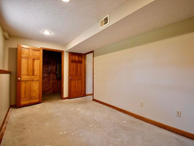 5275 Harlem Road, Galena, OH 43021 Photo 9