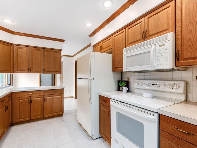 5717 Newgate Road, Dublin, OH 43017 Photo 8