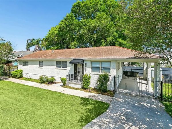 1020 RED ALLEN Way , New Orleans, LA 70114