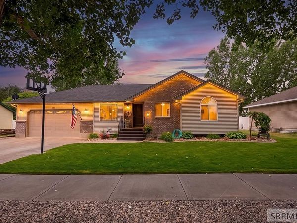 856 Newgate Drive, IDAHO FALLS, ID 83406