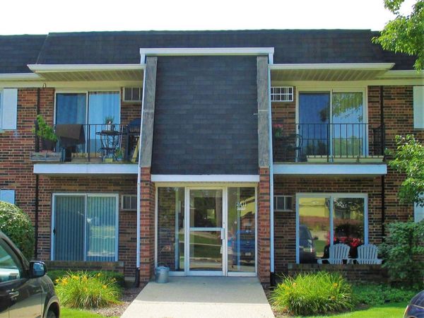 2411 Ogden Avenue, Unit 2, Downers Grove, IL 60515