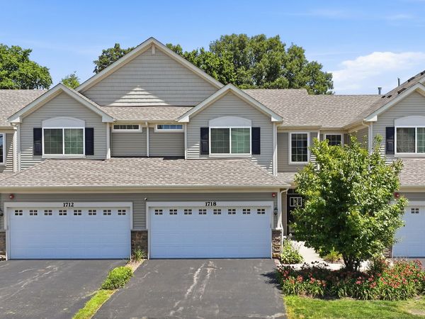 1718 Carlstedt Drive , Batavia, IL 60510
