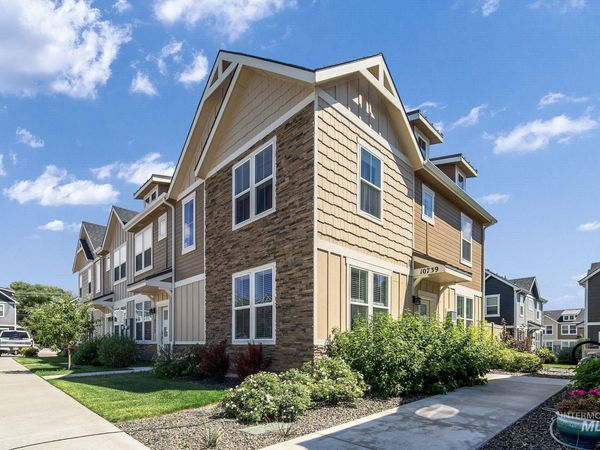 10739 W Brownstone Ln, Boise, ID 83709