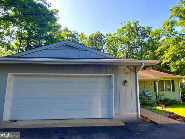 311 YORKTOWN BOULEVARD , LOCUST GROVE, VA 22508
