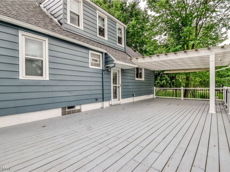 339 E Sprague Road, Seven Hills, OH 44131 Photo 11