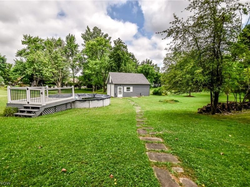 339 E Sprague Road, Seven Hills, OH 44131 Photo 5