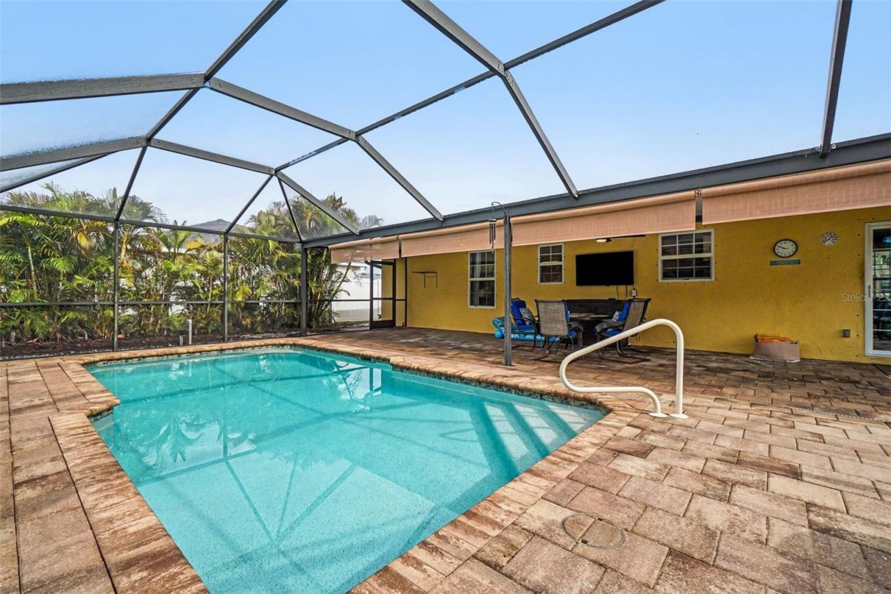 316 SW 19th Terrace, Cape Coral, FL 33991 Photo