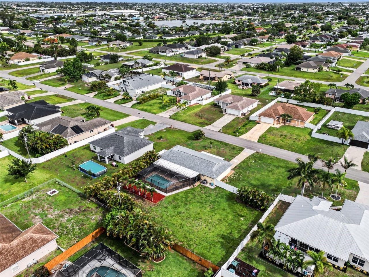 316 SW 19th Terrace, Cape Coral, FL 33991 Photo