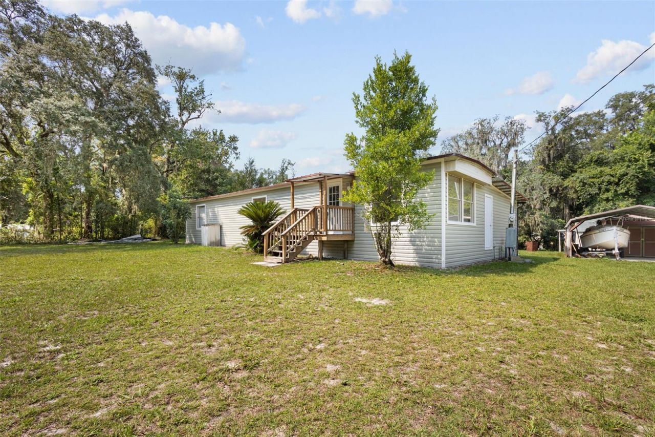 17416 NW 89th Terrace, Fanning Springs, FL 32693 Photo