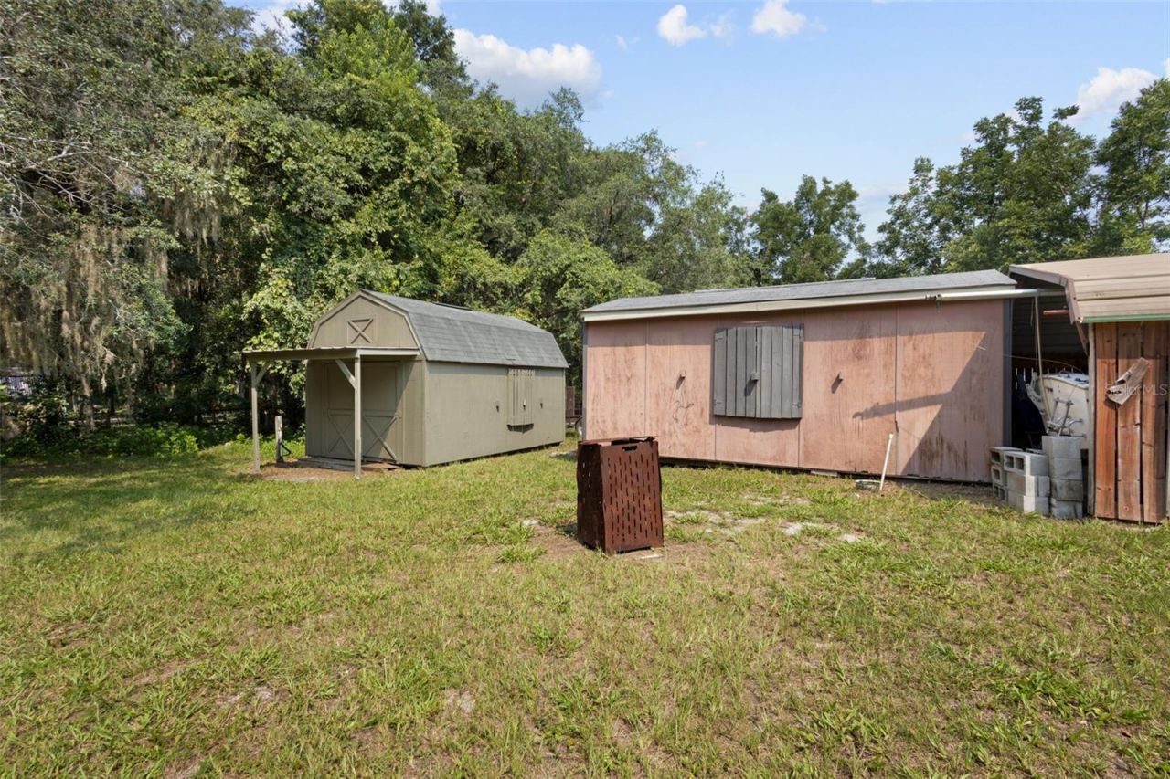 17416 NW 89th Terrace, Fanning Springs, FL 32693 Photo