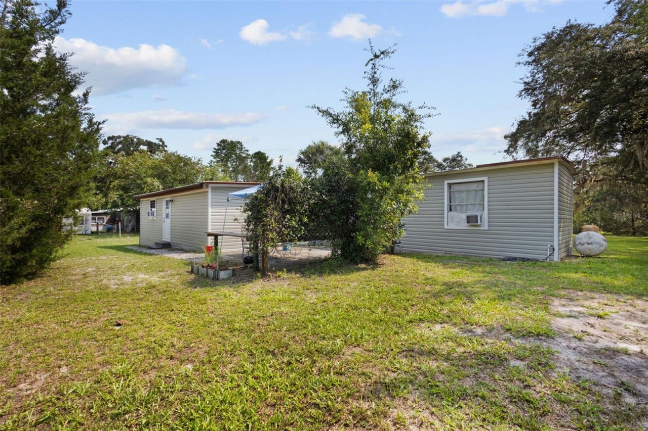 17416 NW 89th Terrace, Fanning Springs, FL 32693 Photo