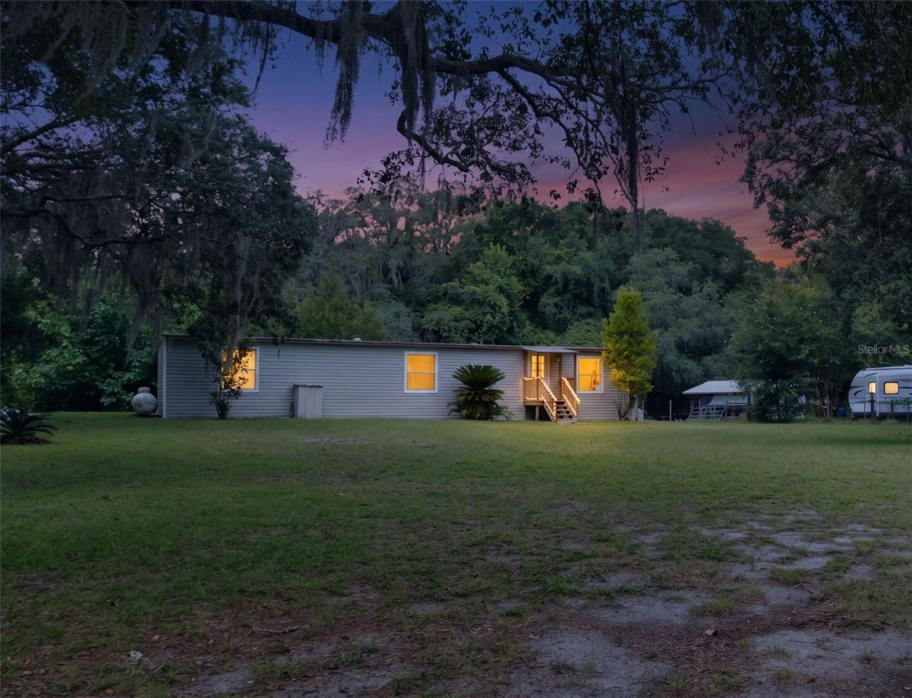 17416 NW 89th Terrace, Fanning Springs, FL 32693 Photo