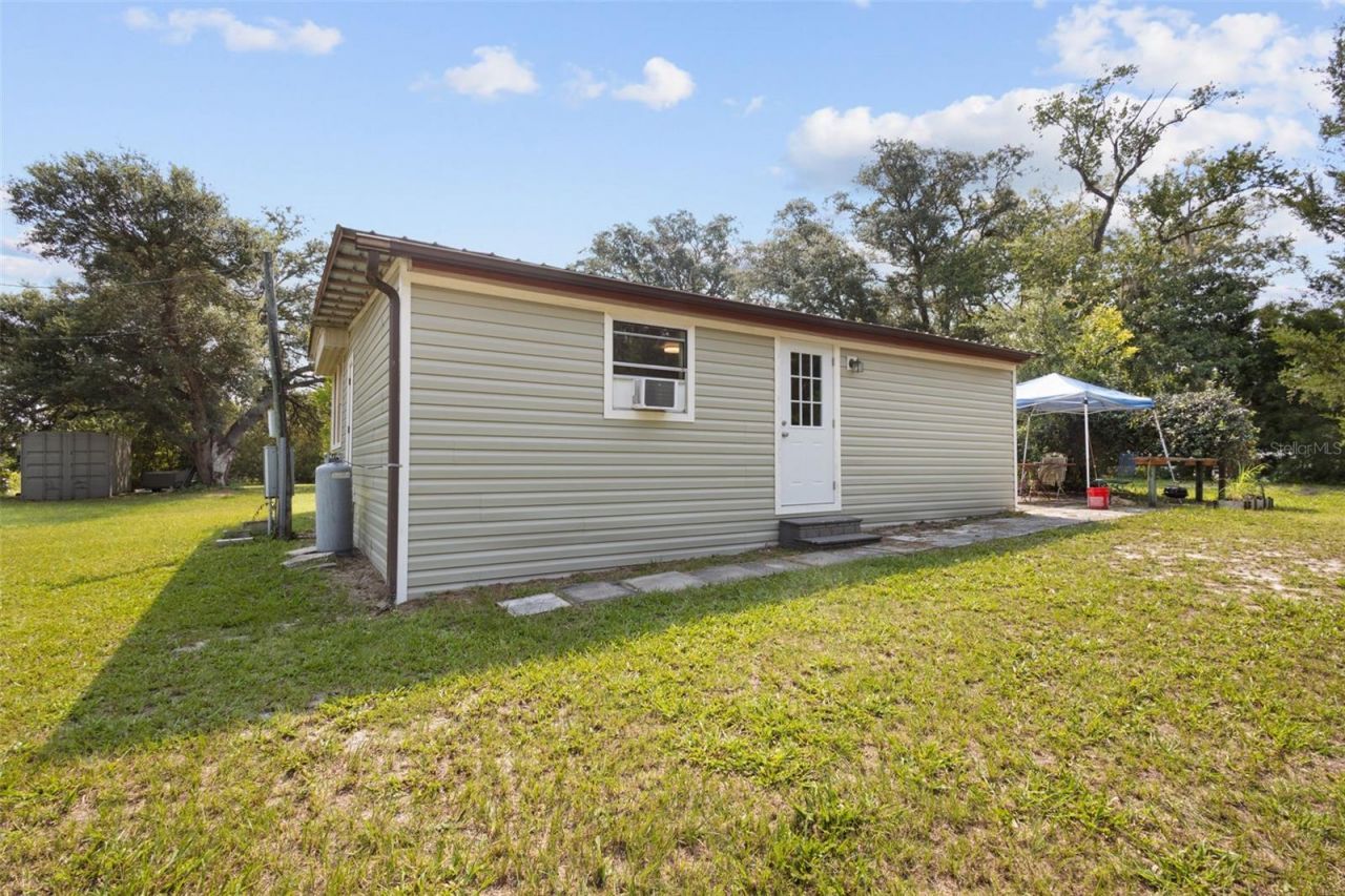 17416 NW 89th Terrace, Fanning Springs, FL 32693 Photo