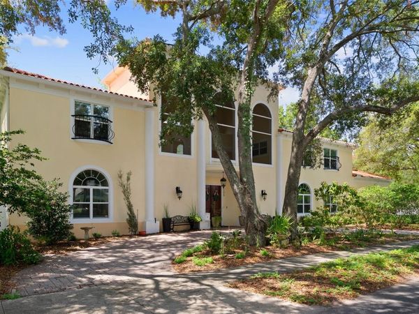 4106 W SAN MIGUEL STREET, TAMPA, FL 33629