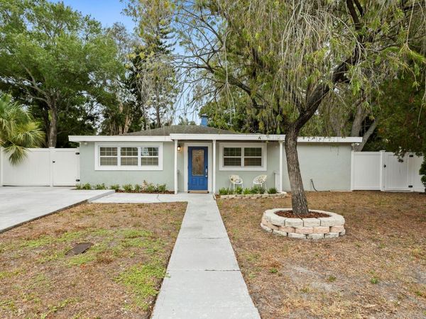 3526 W PAUL AVENUE , TAMPA, FL 33611