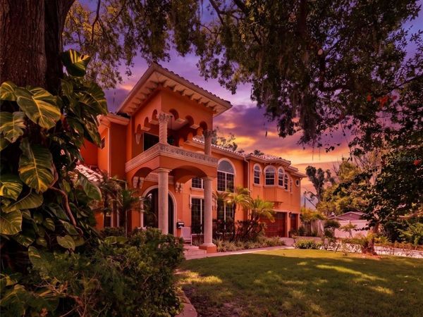 10307 RECLINATA LANE , TAMPA, FL 33618