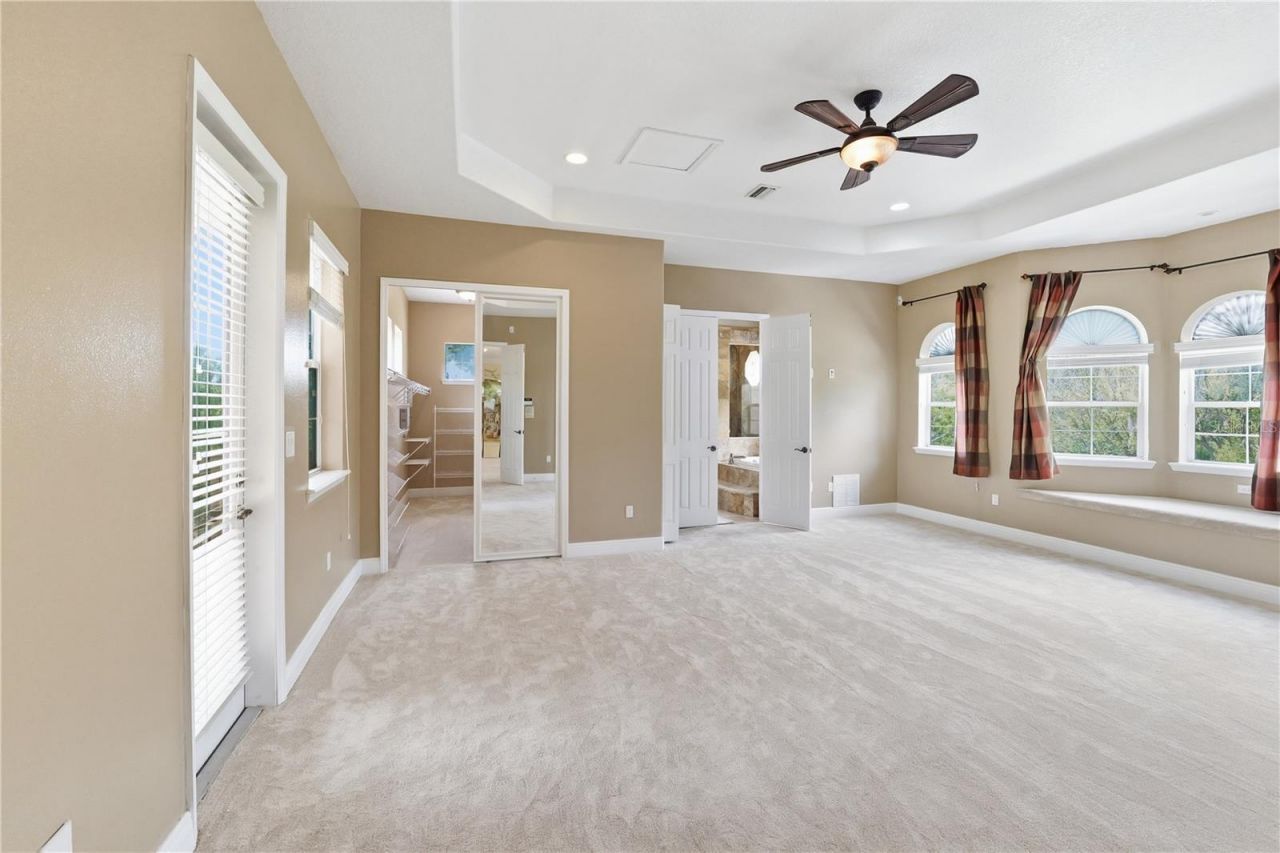 10307 Reclinata Lane, Tampa, FL 33618 Photo