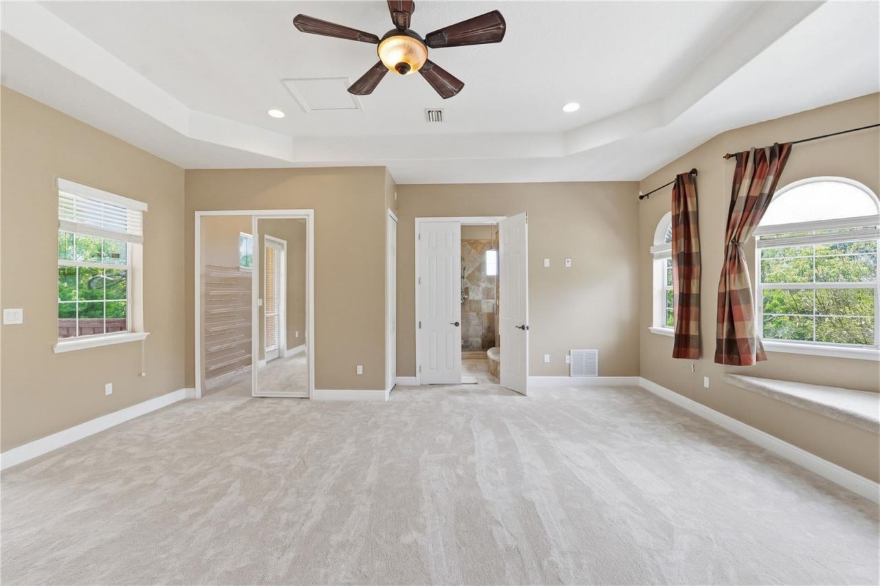 10307 Reclinata Lane, Tampa, FL 33618 Photo
