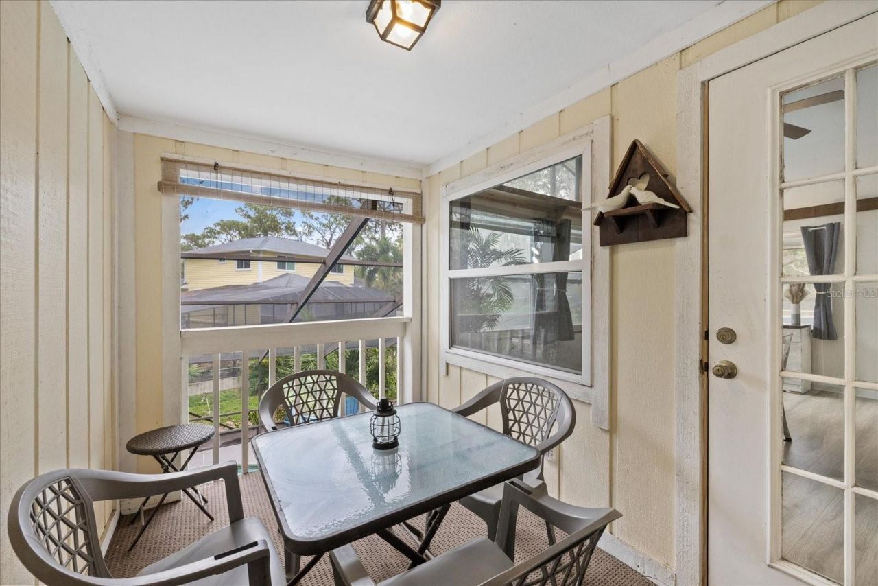 1410 Riverside Drive , Tarpon Springs, FL 34689 Photo