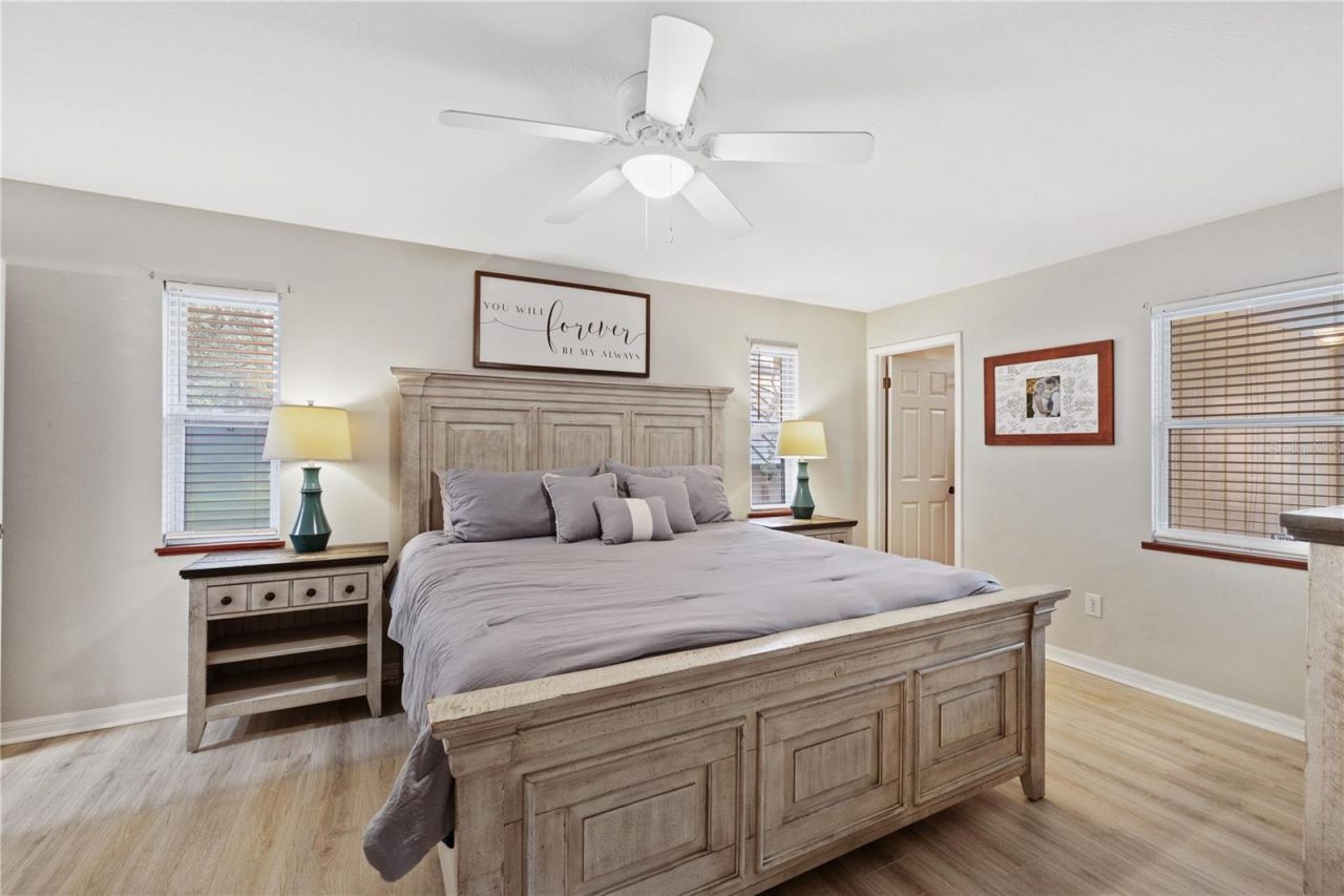 1410 Riverside Drive , Tarpon Springs, FL 34689 Photo