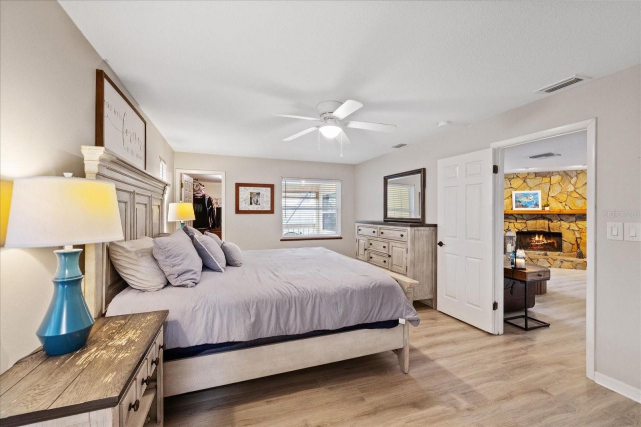 1410 Riverside Drive , Tarpon Springs, FL 34689 Photo