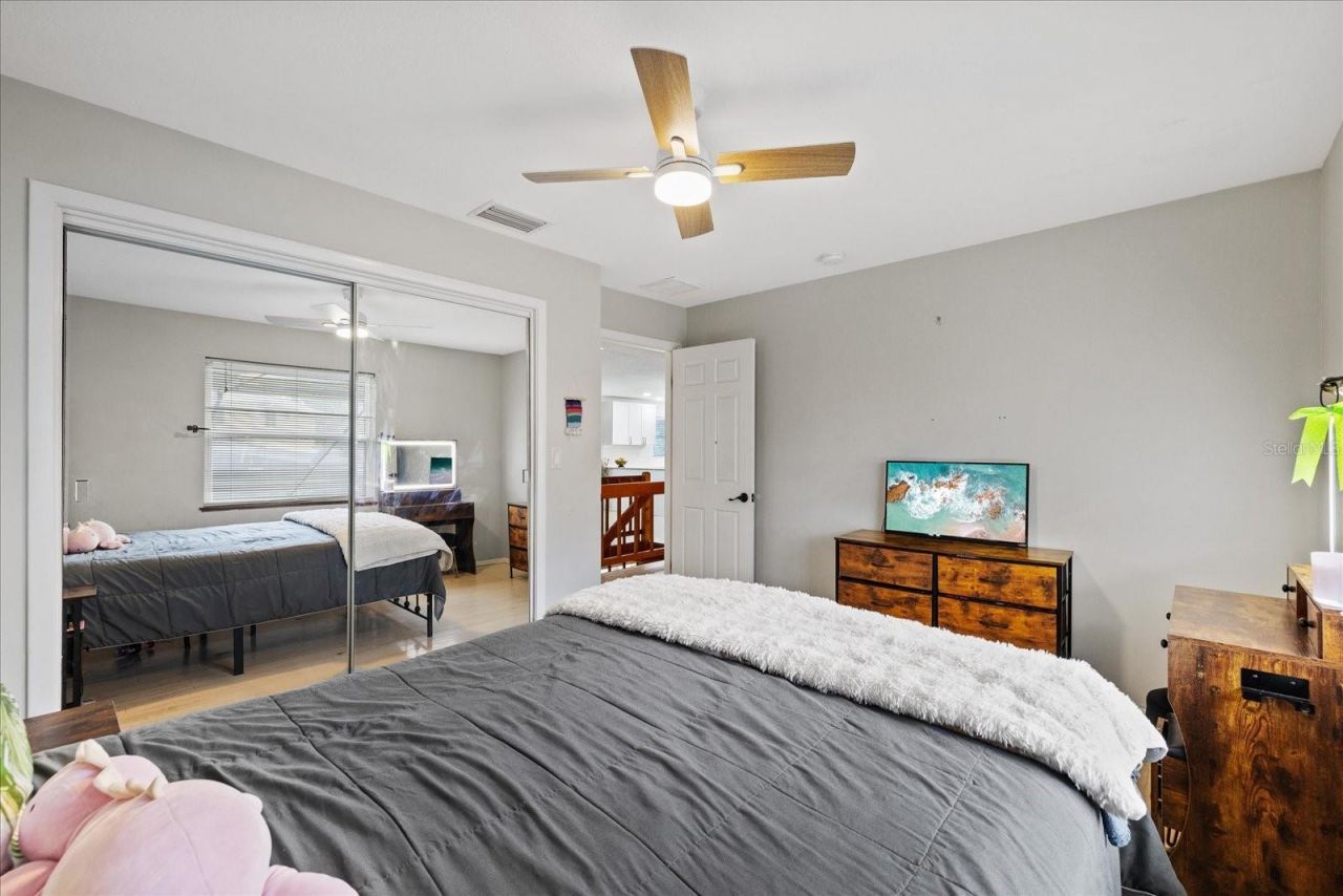 1410 Riverside Drive , Tarpon Springs, FL 34689 Photo