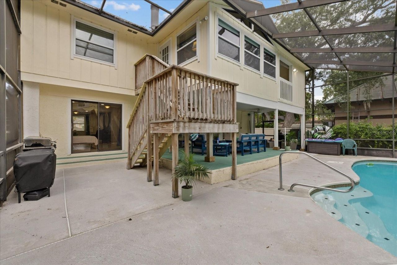 1410 Riverside Drive , Tarpon Springs, FL 34689 Photo
