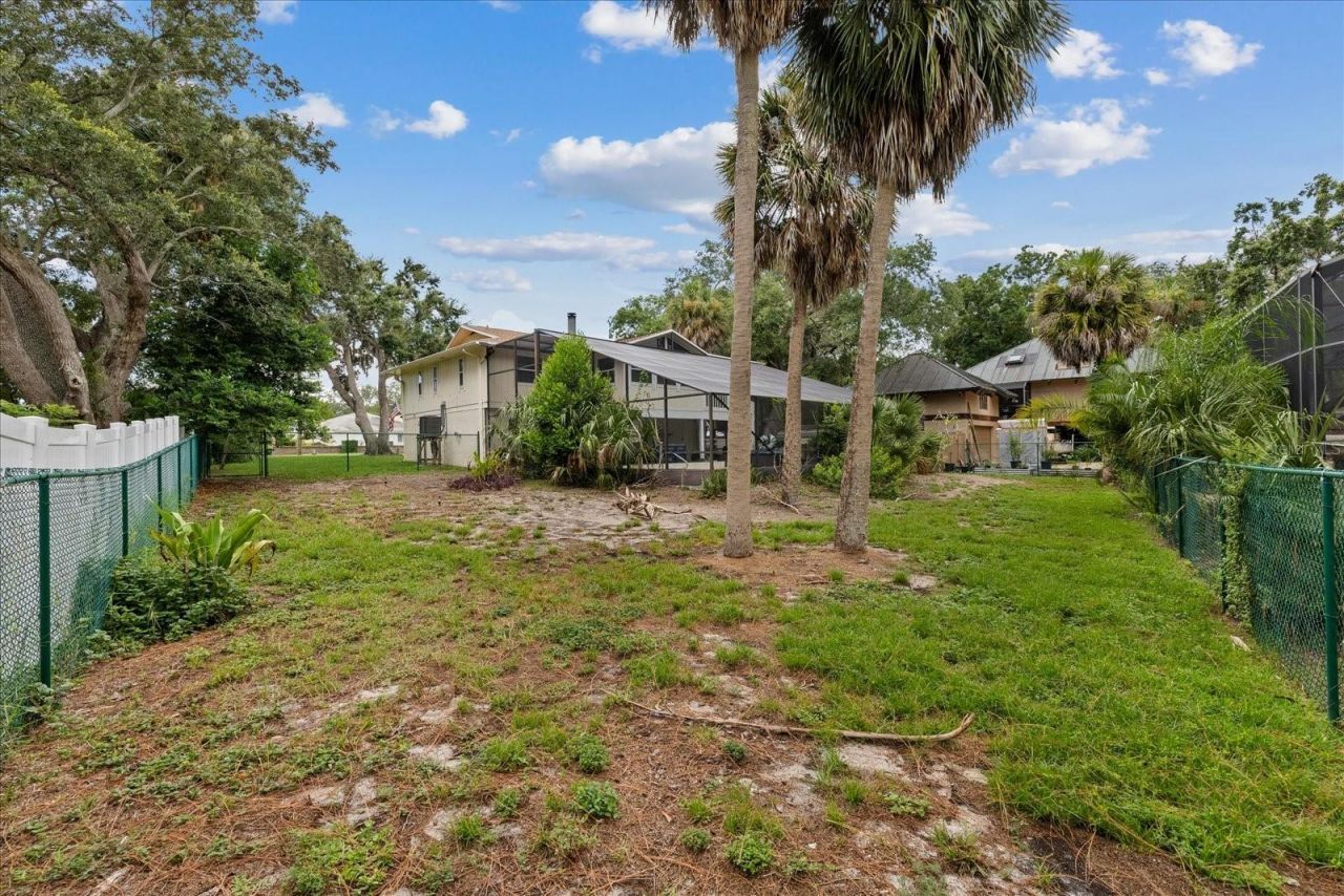 1410 Riverside Drive , Tarpon Springs, FL 34689 Photo