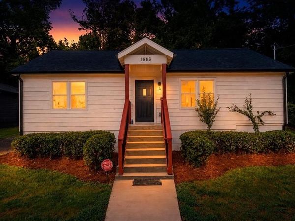 1688 Hadlock Street SW, Atlanta, GA 30311