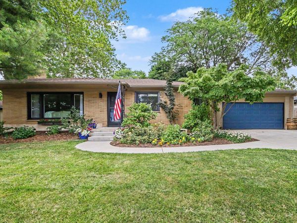 1845 Burton Street SE, Grand Rapids, MI 49506