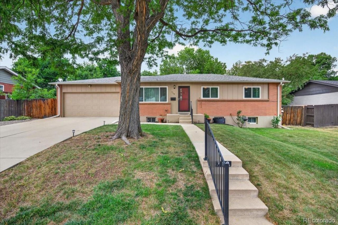 719 S Swadley Street, Denver, CO 80228 Main Photo