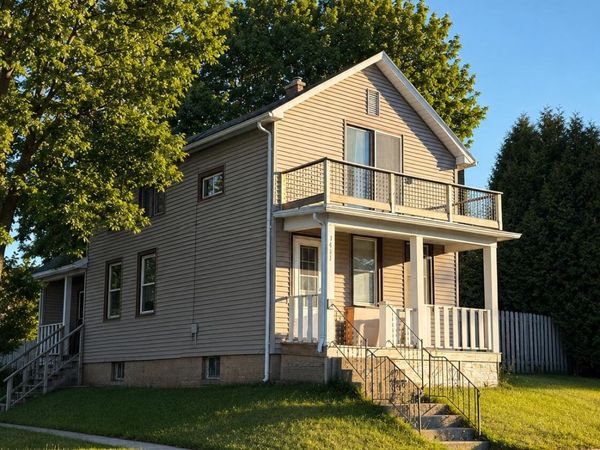 1401 Columbus St, Manitowoc, WI 54220