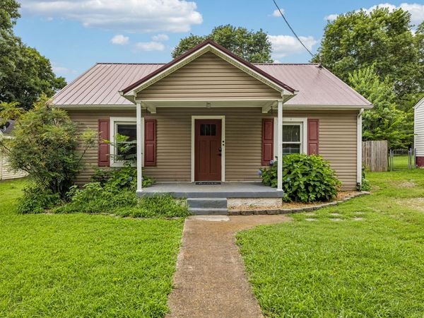 305 Eugene Rd , Columbia, TN 38401
