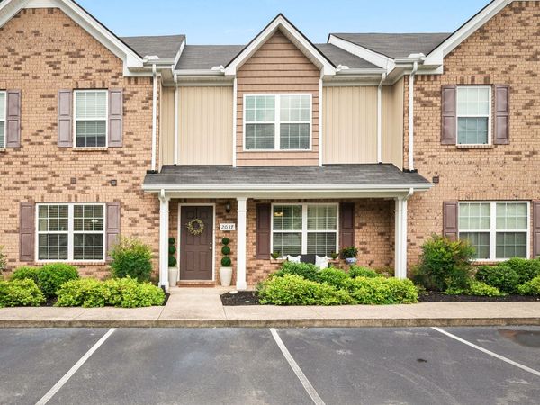 2037 Debonair Ln , Murfreesboro, TN 37128
