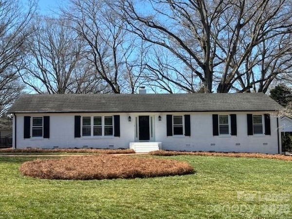 6338 Owenby Court , Charlotte, NC 28270