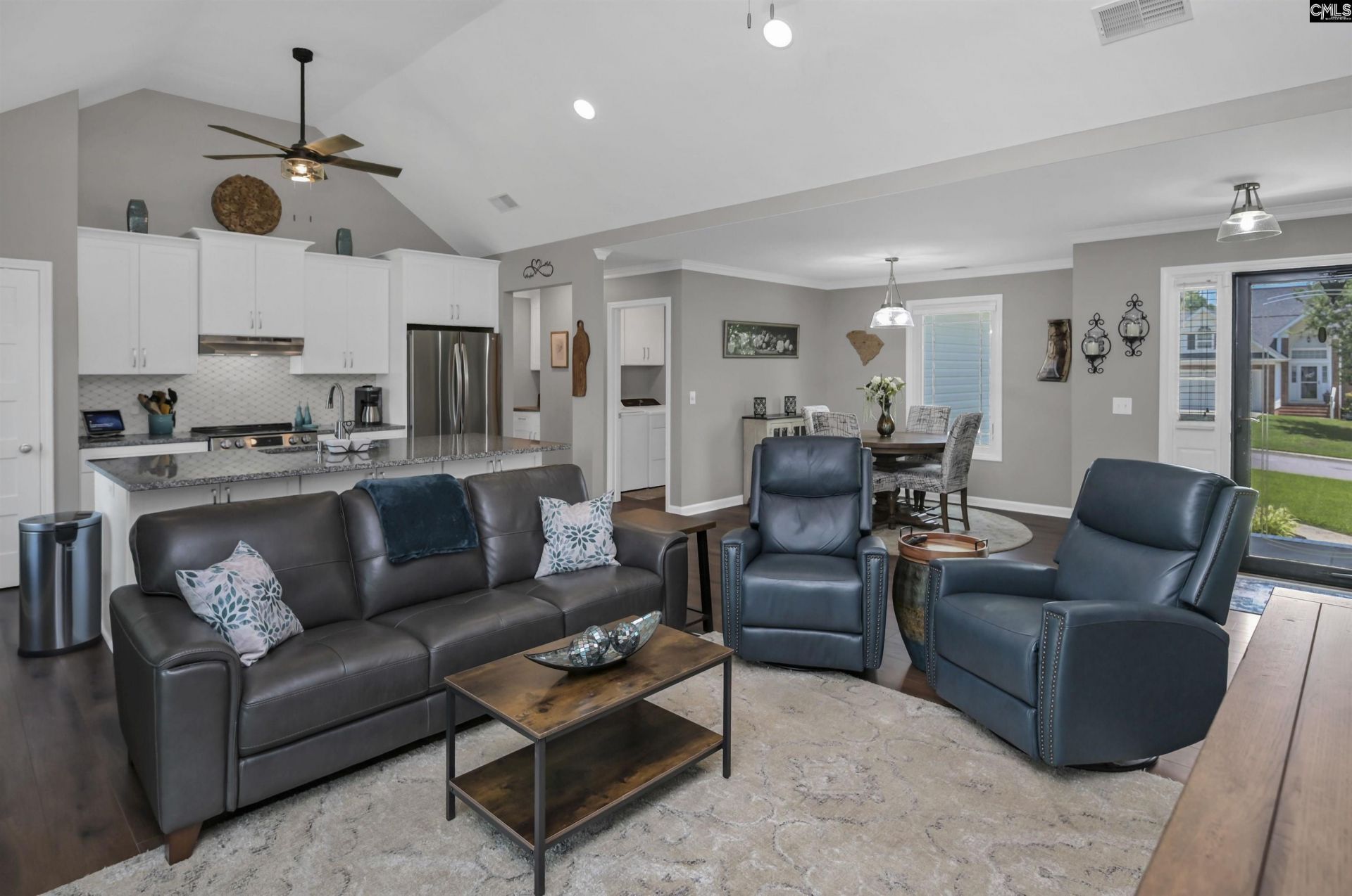 140 Spring Tyme Lane  Photo 5