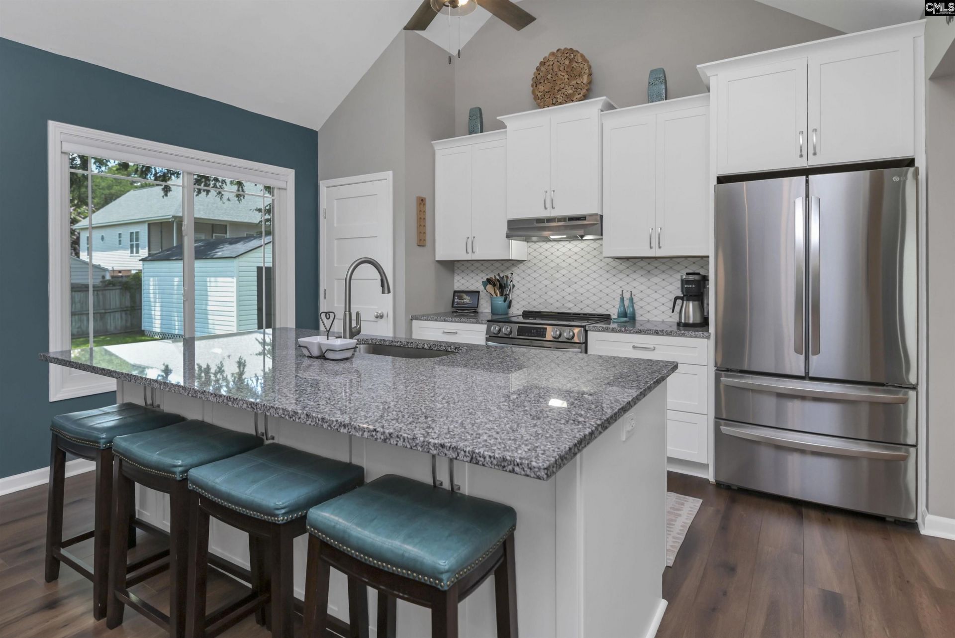 140 Spring Tyme Lane  Photo 7