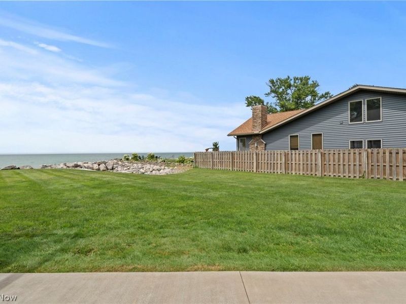 35 Sunset Cove Circle, Eastlake, OH 44095 Photo 39