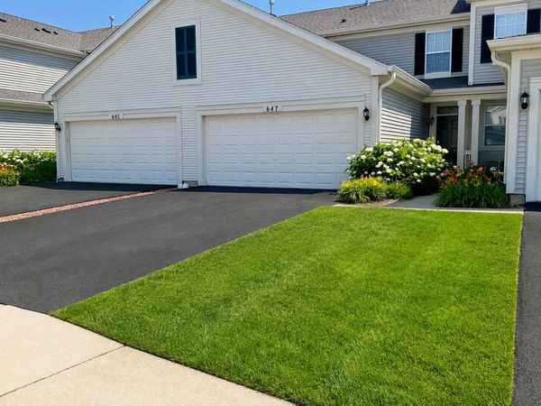647 Jonathan Drive, Round Lake, IL 60073
