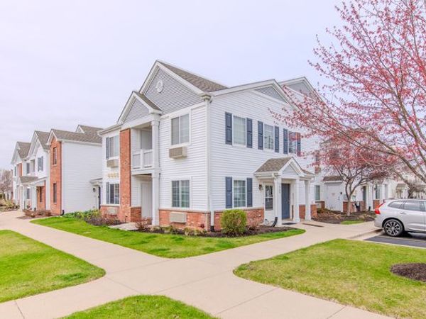 154 Bertram Drive , Unit P, Yorkville, IL 60560