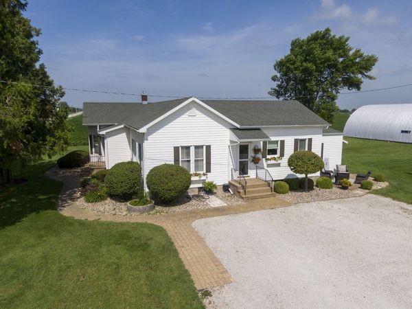 2359 E 5000n Road , Bourbonnais, IL 60914