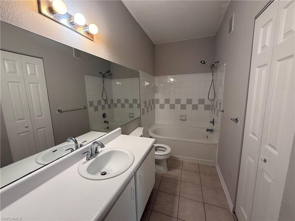 11540 Villa Grand , Unit 1212, Fort Myers, FL 33913 Photo