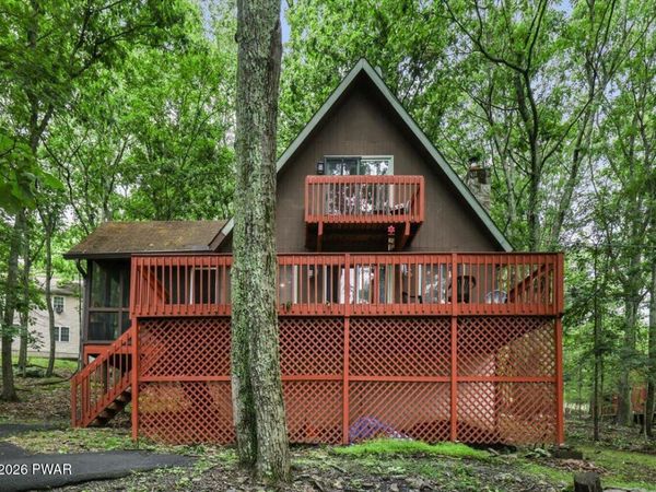 2158 Southport Drive , Bushkill, PA 18324